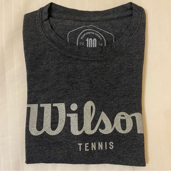 Wilson Sporting Goods Co Tennis t-shirt sz M 🎾👟🏓 - Picture 7 of 8